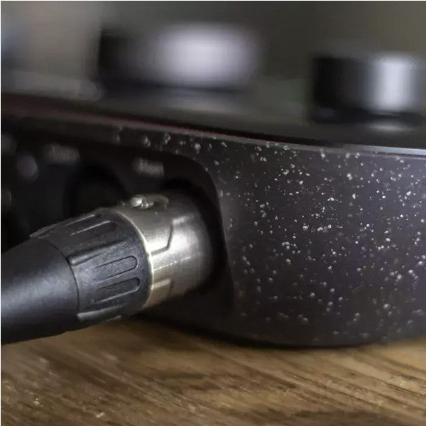 Focusrite Vocaster Two Studio