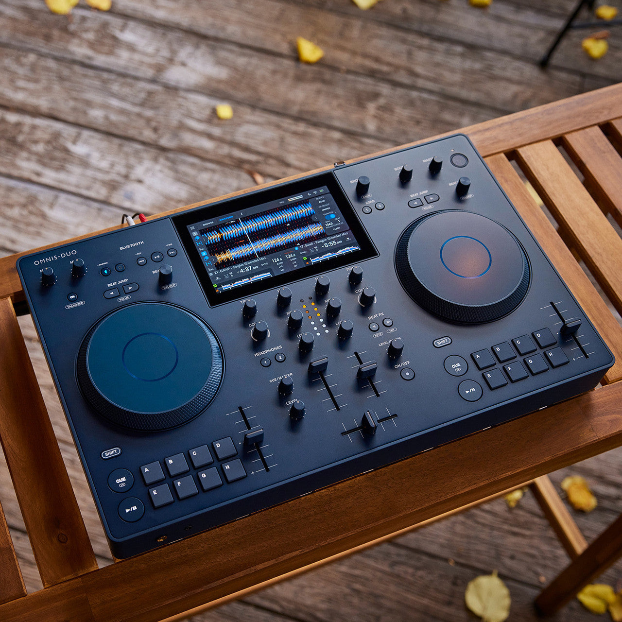 AlphaTheta OMNIS-DUO Portable All-In-One DJ System