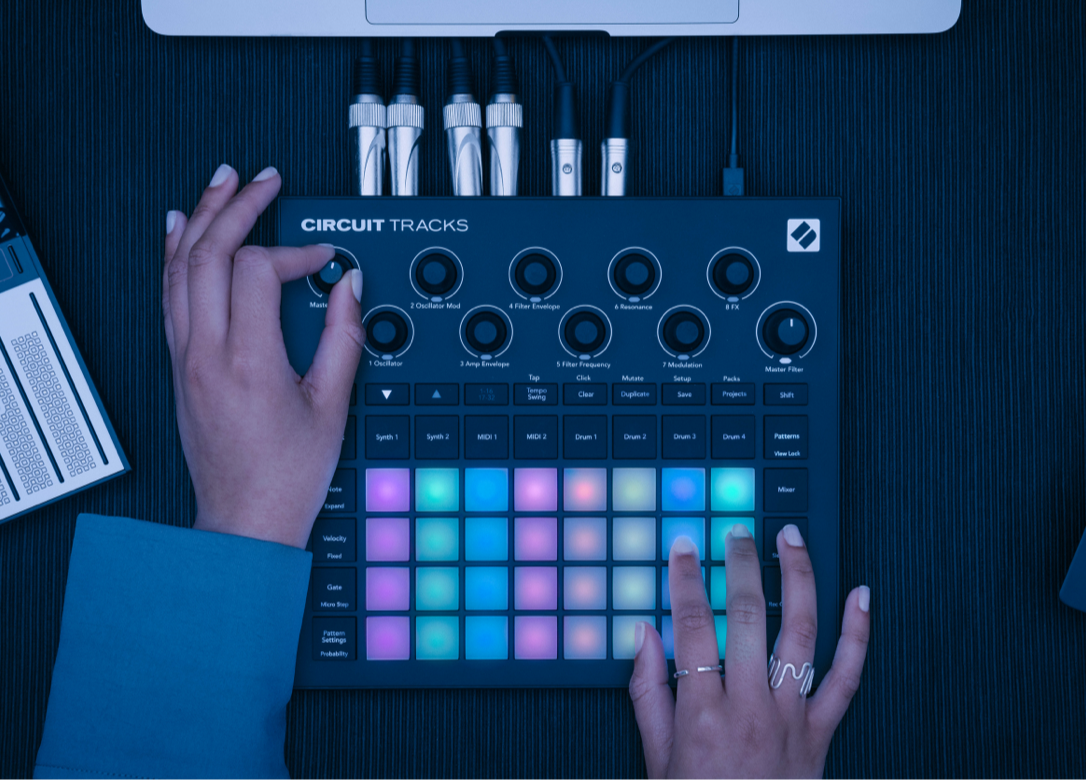 Novation Circuit Tracks Groovebox Workstation